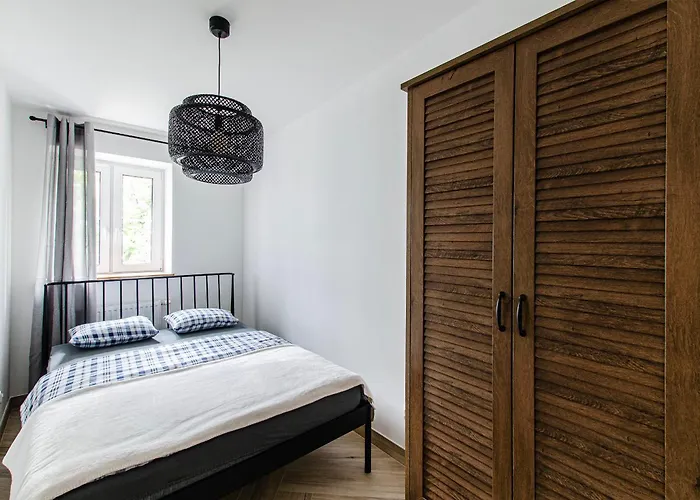 12a Loft Apartment- Modern Flat With Kitchen And Bathroom *